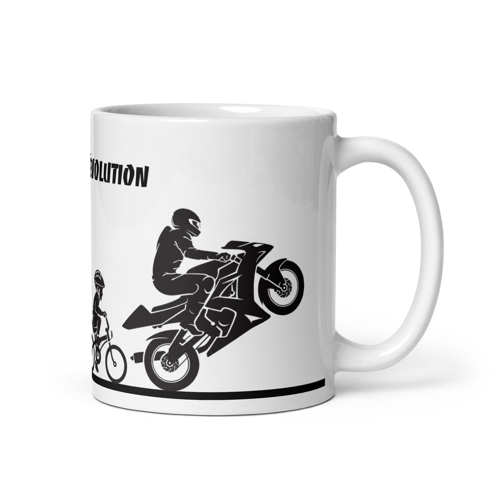 Mug Blanc Brillant "Rider évolution" - Planète Motards moto. Pour ce faire plaisir ou pour faire un cadeau, le mug reste un incontournable ! Ce mug céramique original vous accompagnera à chacun de vos petits déjeuné ou chacune vos poses café.